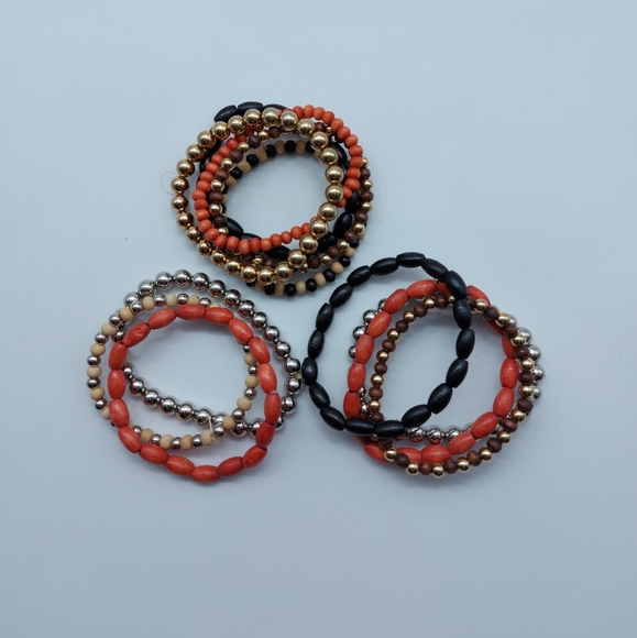 ⭐2 for $10⭐ Boho wooden bead bracelet set - Picture 2 of 3